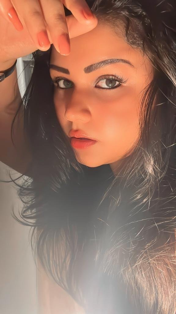 Girl 12